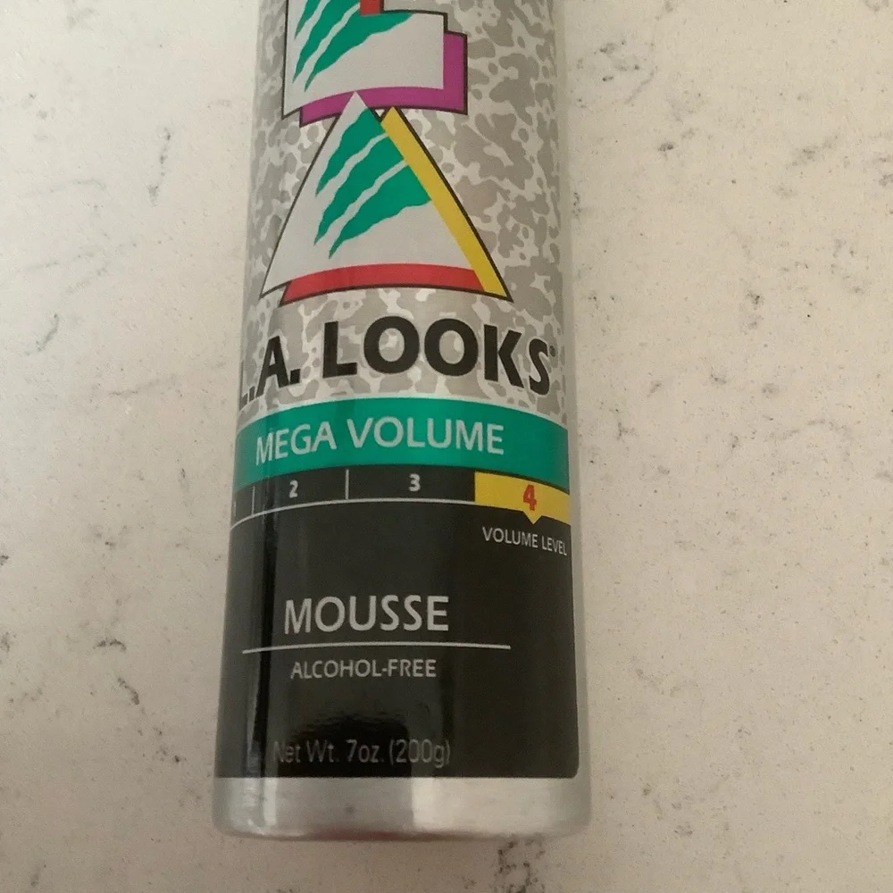 L.A Looks mega volume mousse for hair 7 oz alcohol-free long lasting